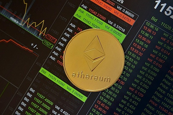 比特币ETF：那些你未曾留意的市场巨鲸